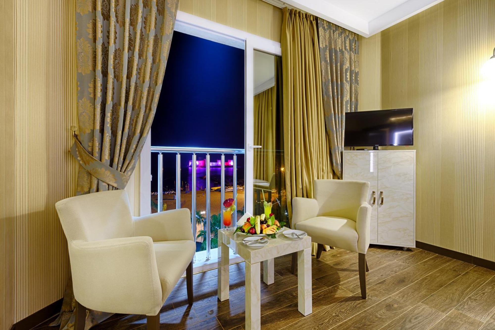 Kilikya Hotel 基兹卡雷斯 外观 照片
